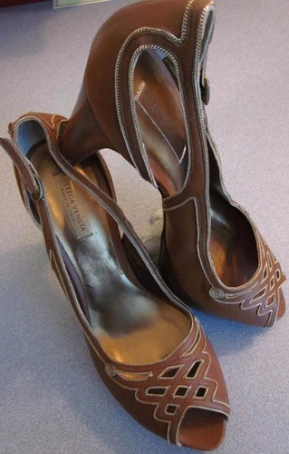 BOTTEGA VENETA sandalo marrone ritagliato pelle legno plateau taglia 41 11 nuovo con scatola rt $920