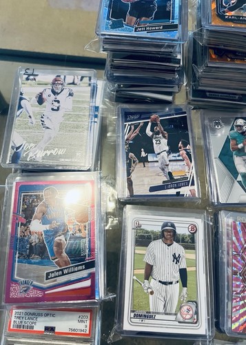 HUGE 800+ SPORTS CARD LOT - LEBRON, SSP, LAWRENCE, DOMINGUEZ, HOF, ๐ฅ๐ฅ (#14) - Picture 4 of 14