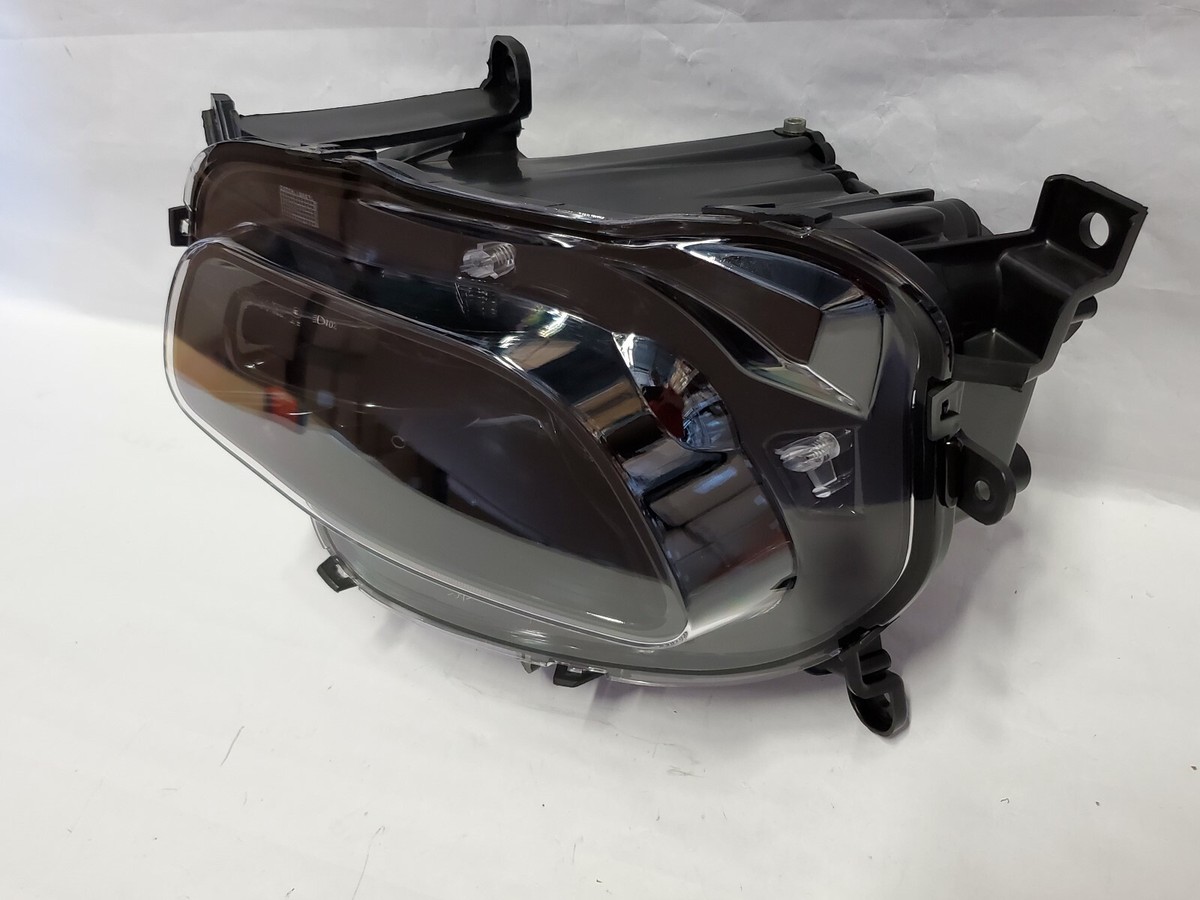 Headlight Black LH HID/Xenon Fits 2014-18 Jeep Cherokee 68102849AG 