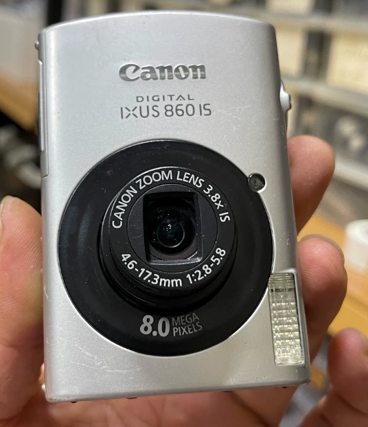 デジカメ　canon IXY 8.0 DIGITAL Canon Digital IXUS 85 IS review: Canon Digital IXUS 85 IS - CNET