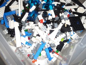 LEGO Space: Police Galactic Enforcer (5974) near complete, great stickers