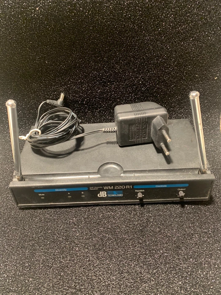 DB TECHNOLOGIE WM210 radiomicrofono archetto VHF 174.500 Usato - Immagine 3 di 3