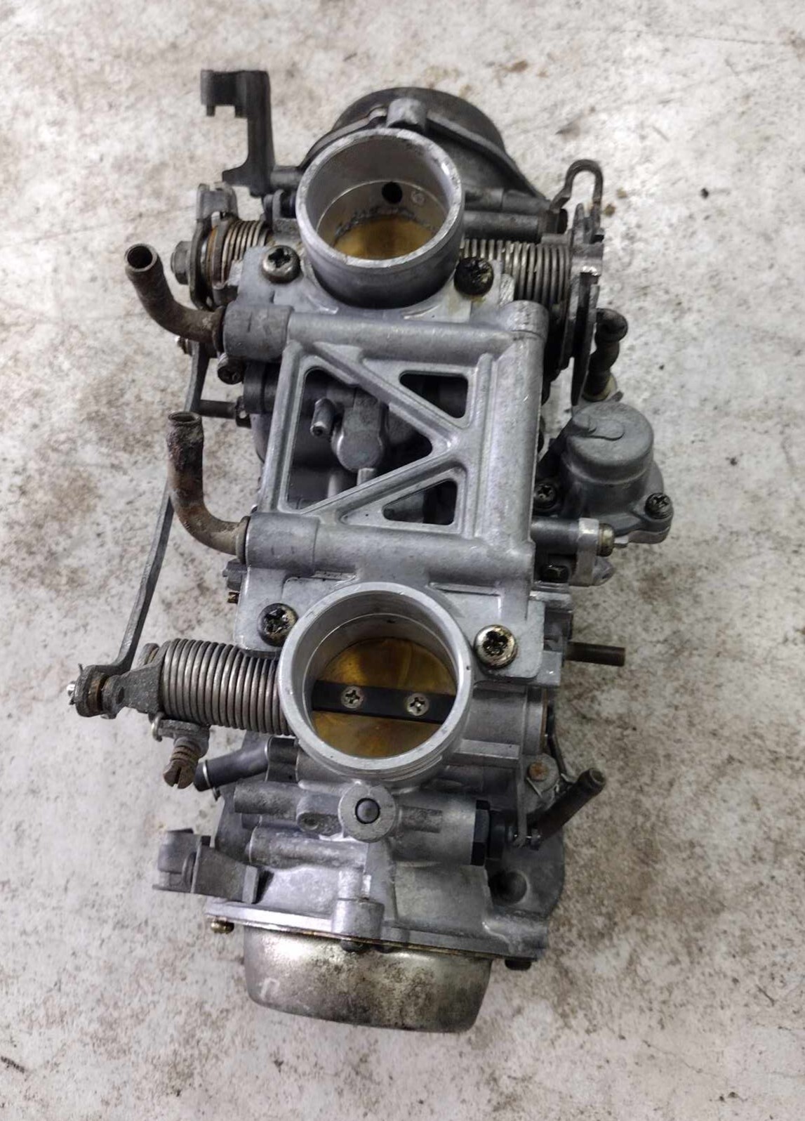 goldwing 1500 carburetors