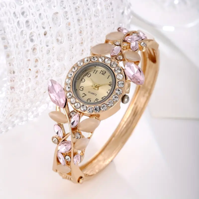 Luxury Women Pink Rhinestone Encrusted Clover Watch Bracelet  display picture 3