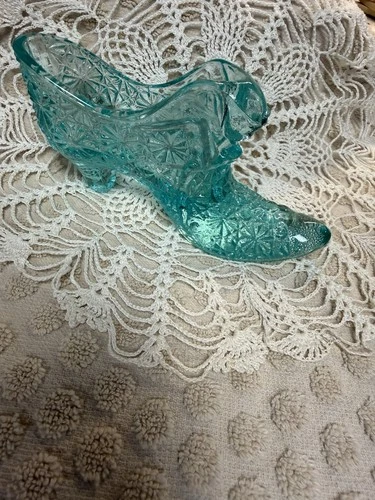Retired VTG Fenton Art Glass Shoe Slipper Clear light  turquoise blue Cat's Head