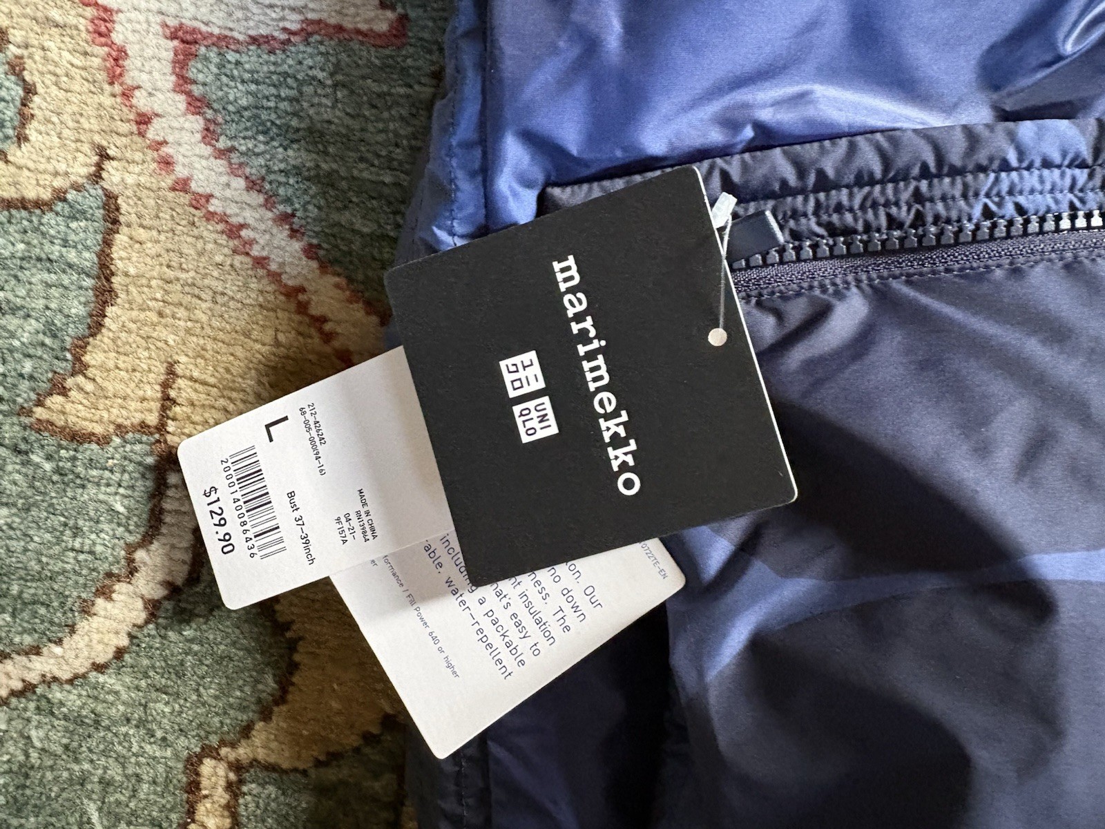 RARE Uniqlo Marimekko Ultra-Light Down Cocoon Jacket Navy Blue Dots NWT_size L thumbnail 5