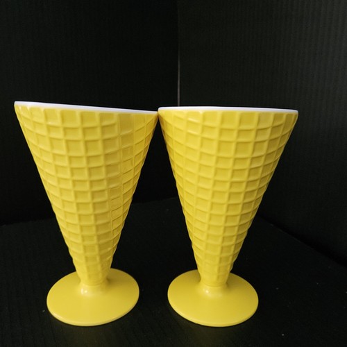 M&M Yellow Waffle Ice Cream Cone Cup Holder Mars 2017 M&Ms Set Of 2 - Bild 6 von 6