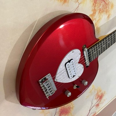 Red Daisy Rock Electric Guitar Chrome Plated Hardware 6 Strings heart-shaped
