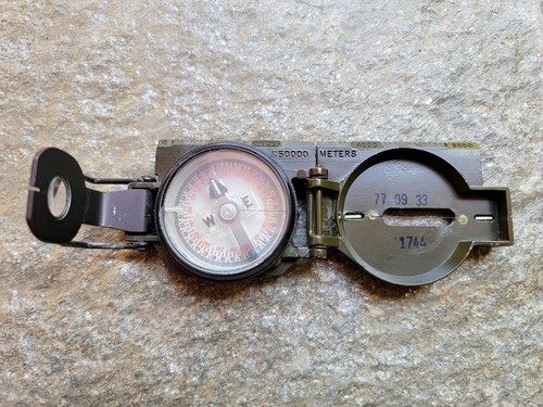 US Military Vintage 1975 Magnetic Compass Army Stocker Yale