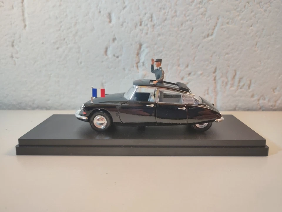 Citroen DS 19 General De Gaulle 1962 - 1/43 RIO Cod. 114 - Immagine 2 di 4