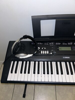 Yamaha EZ-220 61-Key Lighted Key Keyboard with X stand, music rest