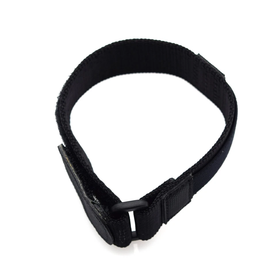 Correa de reloj deportivo Nike negra de 16 mm con cierre de gancho y bucle Foto 3 de 3