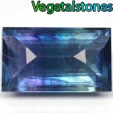 Fluorite en rectangle facetté du Brésil de 20.27Cts