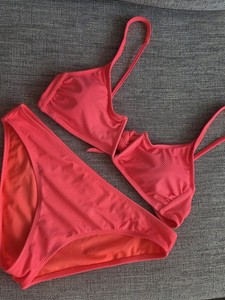 California Waves Women's Bikini Set Size L, Tie Back,  Atomic Orange, Preowned
