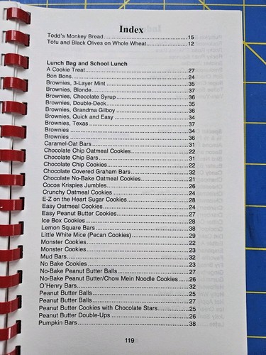 1993 Read To Eat Coulee Region Literacy Council Cookbook Lacrosse Wisconsin - Picture 8 of 14