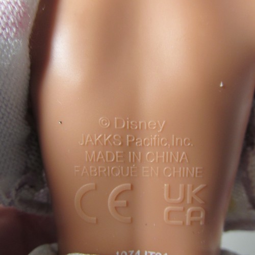 Disney Ily 4ever Daisy Duck inspiriert Barbie Größe Puppe Original Outfit braune Haare - Bild 11 von 12
