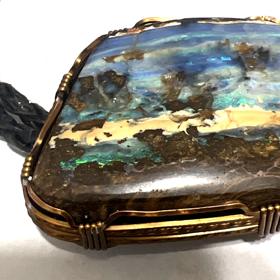 Arte rupestre unisex Bolo de ópalo y cobre de roca Foto 3 de 4