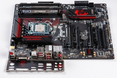 MSI H170 GAMING M3 LGA1151 ATX Motherboard 8GB DDR4 Core i3-6100T