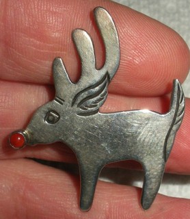 VINTAGE NAVAJO RUDOLPH RED NOSE REINDEER CORAL STERLING SILVER PIN BROOCH vafo