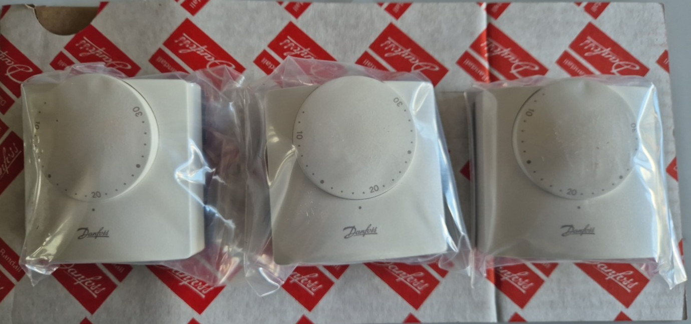 3x Danfoss RMT230 Central Heating Room Thermostat 240V - 087N110000