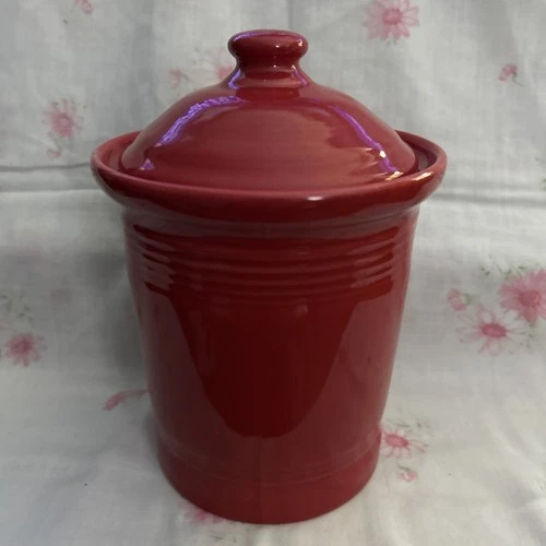 HLC ~ Fiestaware ~ Fiesta ~ Small 1qt. 7.5" Scarlet Canister ~NEW w/o tag