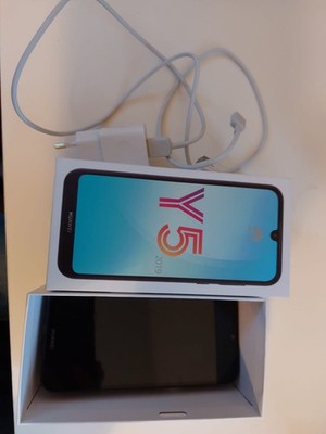 Huawei  Y5  - unbenutzt - blau von 2019