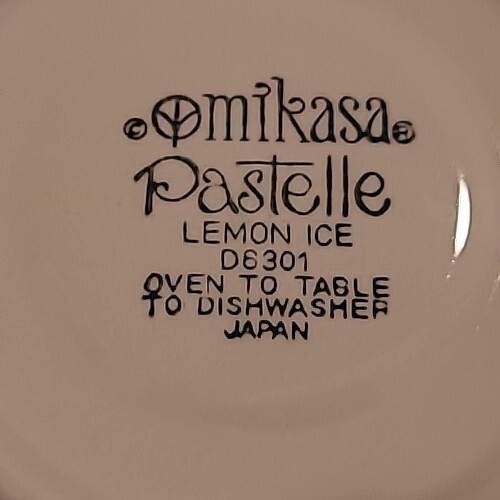 SET OF 2 Mikasa Pastelle LEMON ICE Yellow Cups (D6300) and Saucers (D6301) Japan - Picture 14 of 21