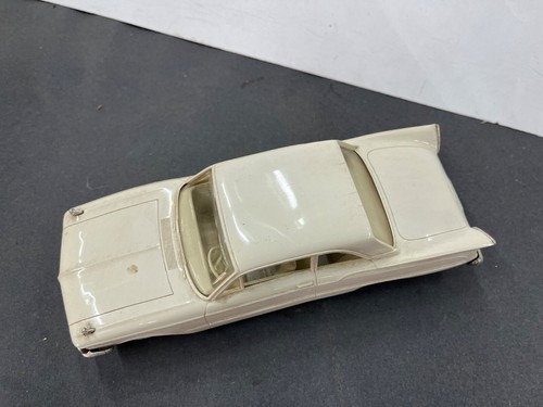 C12 1960 Mercury Comet Sedan vintage Promo model 1/25 McM. - Afbeelding 2 van 7