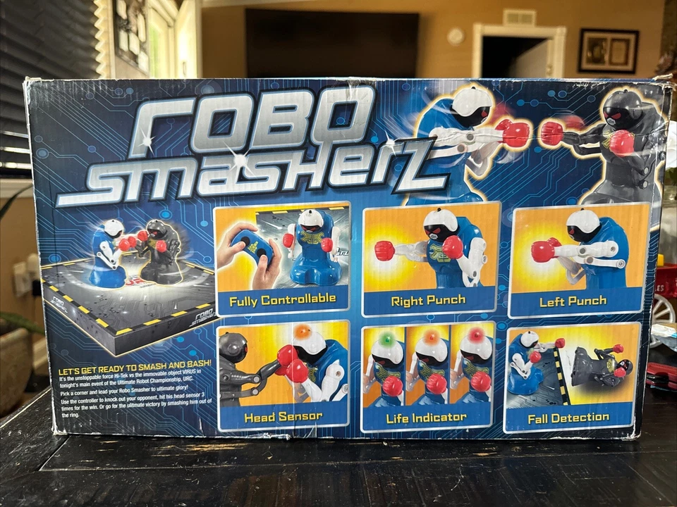 Robo Smasherz Robot de Lucha Juego Nuevo En Caja Brilla en la Oscuridad Dos Bots Foto 2 de 4