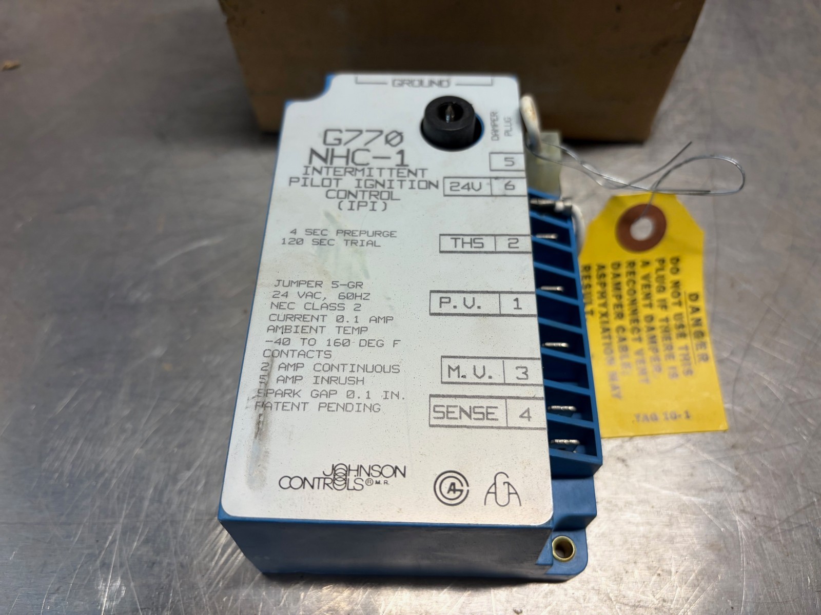 Johnson Controls G770NHC-1 Intermittent Pilot Ignition Control Module