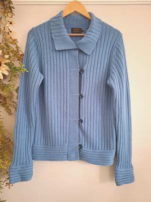 ATEMBERAUBENDE PURE COLLECTION BLAUE GROBSTRICKJACKE AUS 100 % KASCHMIR Gr. 14