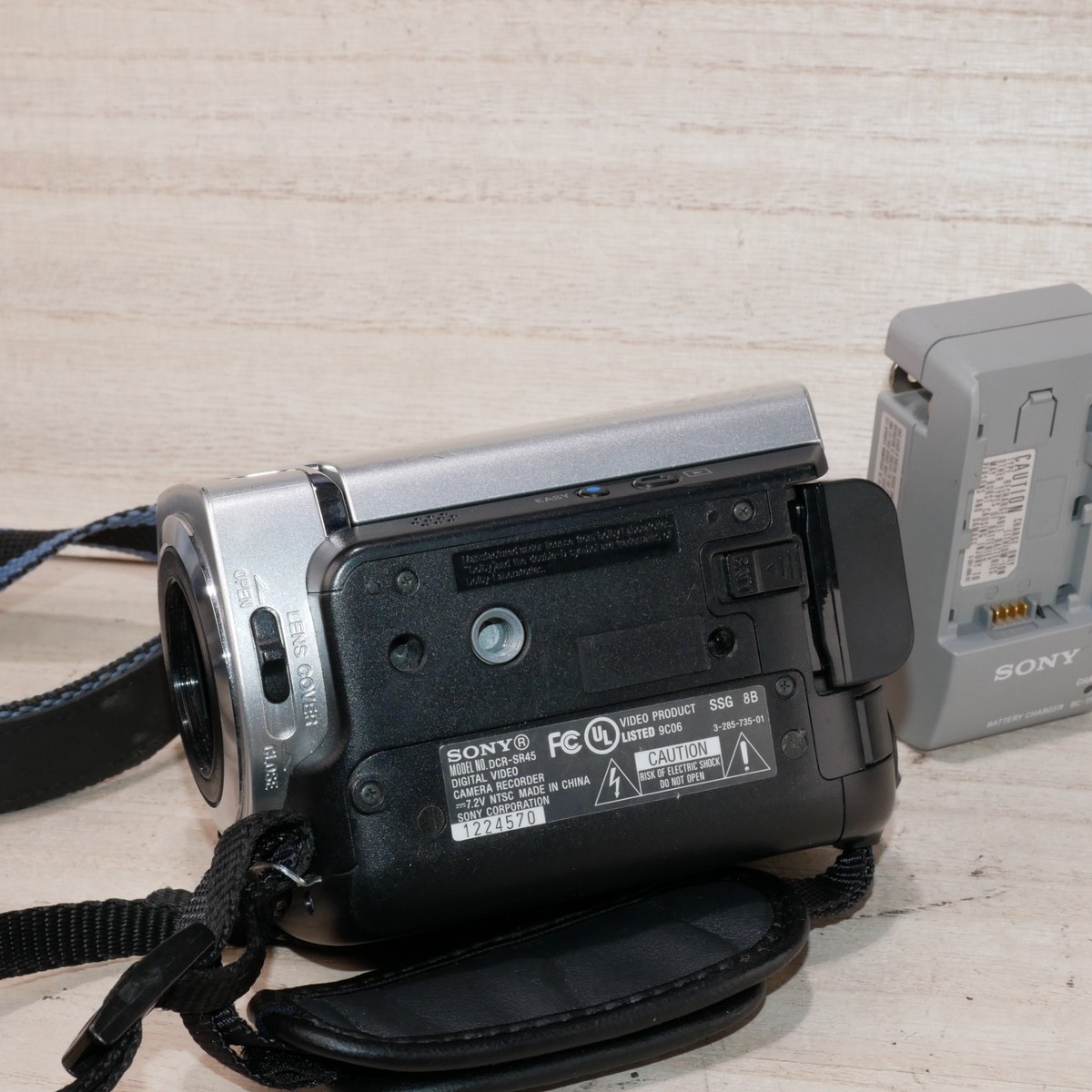 Sony DCR-SR45 30 GB Camcorder - Black/Silver for sale online