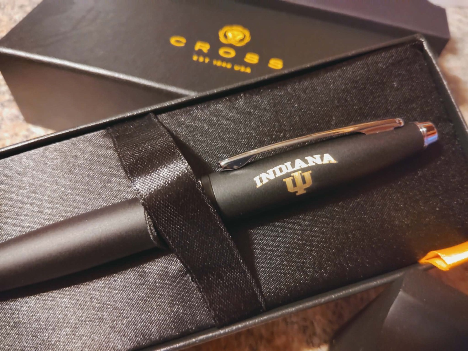 INDIANA UNIVERSITY CROSS BLACK CHROME BALLPOINT PEN $120 STUDENT COLLEGE GIFT