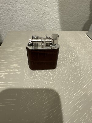 Vintage DUNHILL Oil lighter With Alligator/Crocodile Case