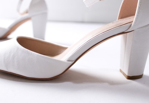 Kailee P Women's Sarah Satin Block Heels W/ Ankle Strap JL3 White Size US:8 UK:6 - Picture 2 of 12