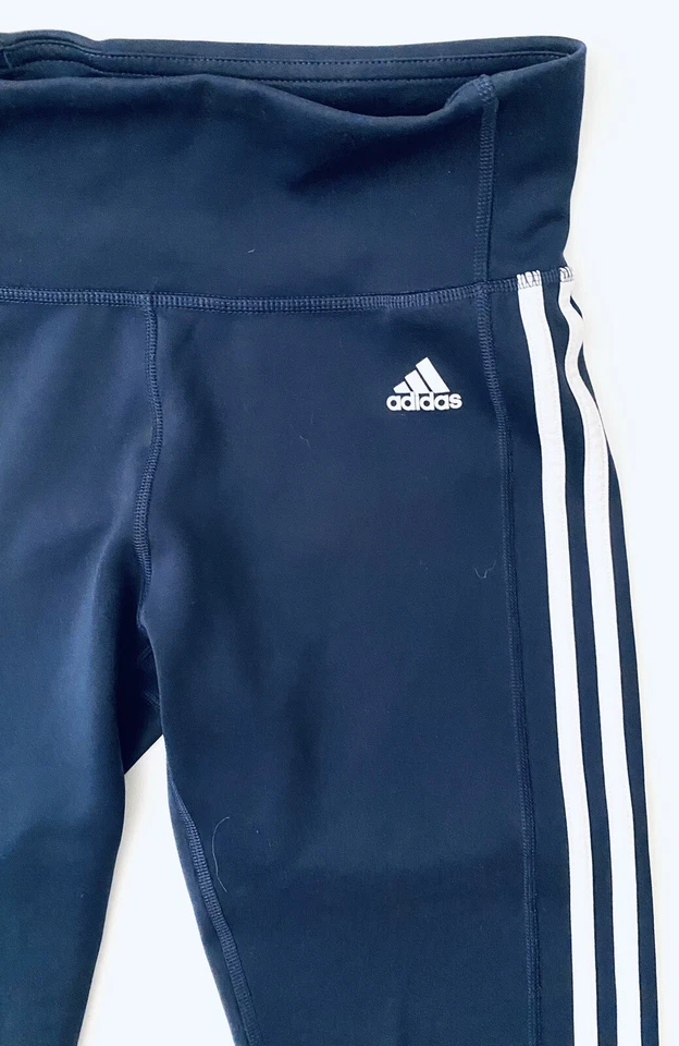 Pantalones de Entrenamiento Adidas Climalite Para Mujer Talla M Capri Recortados Azul Marino Blanco Rayas Foto 2 de 3