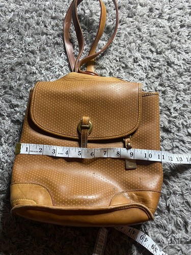 Dooney & Bourke Backpack Cabriolet Vintage Rare Tan Perforated Leather Bag - Picture 5 of 12
