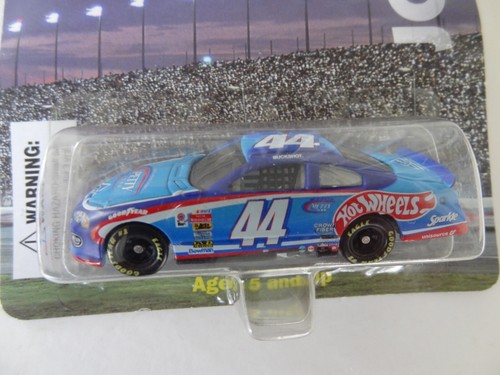 2000 Richard Petty #44 Hot Wheels Dodge RT Racing New Sealed on Card. - Picture 4 of 6