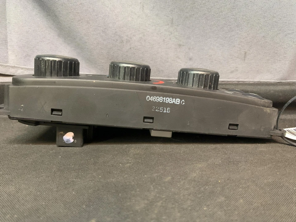 Fits 1998-2004 Dodge Intrepid Heater A/C Control OEM#:04698198AB Foto 3 de 4