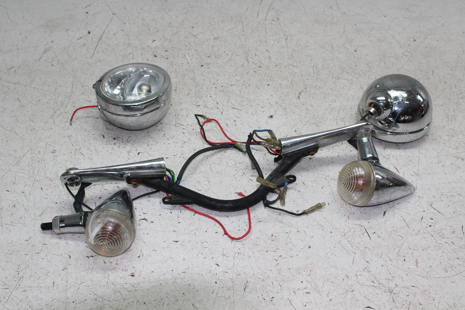 2007 YAMAHA STRATOLINER XV1900CT FRONT LEFT RIGHT TURN SIGNALS LIGHT