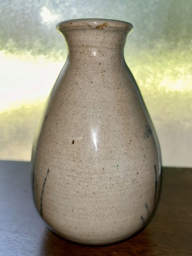 Signed Korean Blue & White Tokkuri Jar 6.5”x4.25” - Picture 6 of 24
