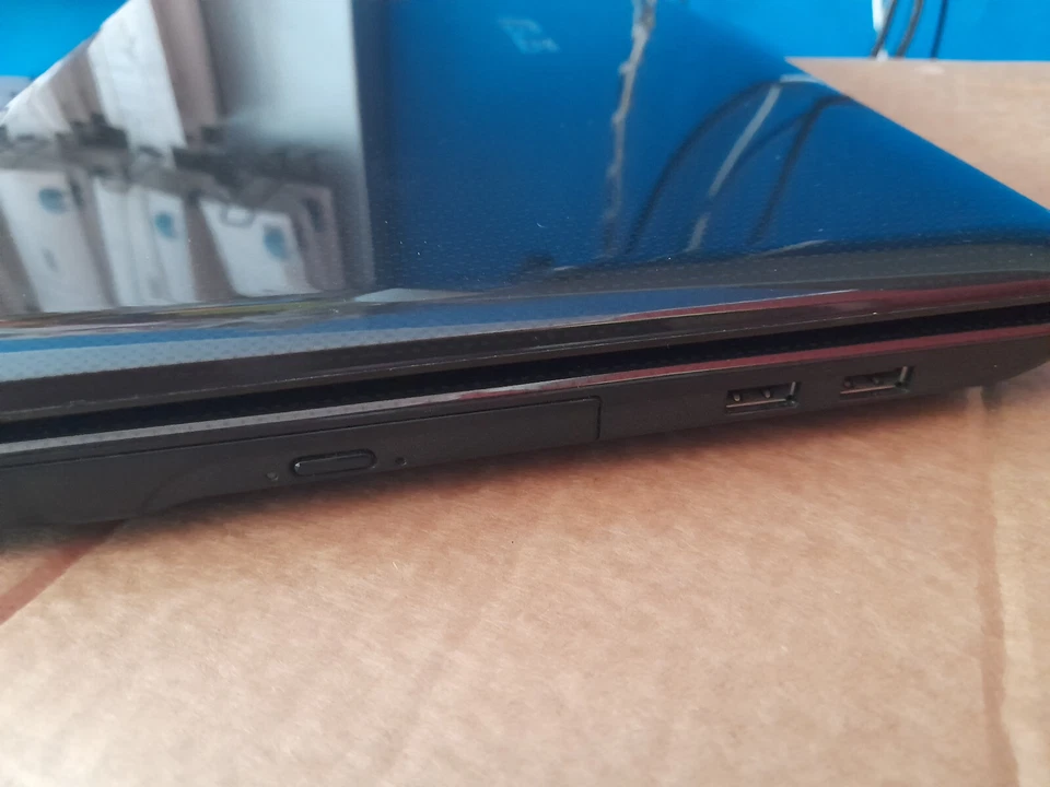 Portatile Laptop Notebook ASUS - Immagine 4 di 4