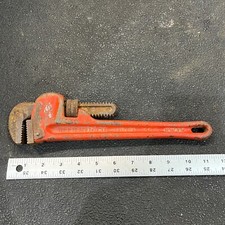Vintage Reed Mfg Co 12โ Pipe Wrenc RW12 Made in USA Red - C