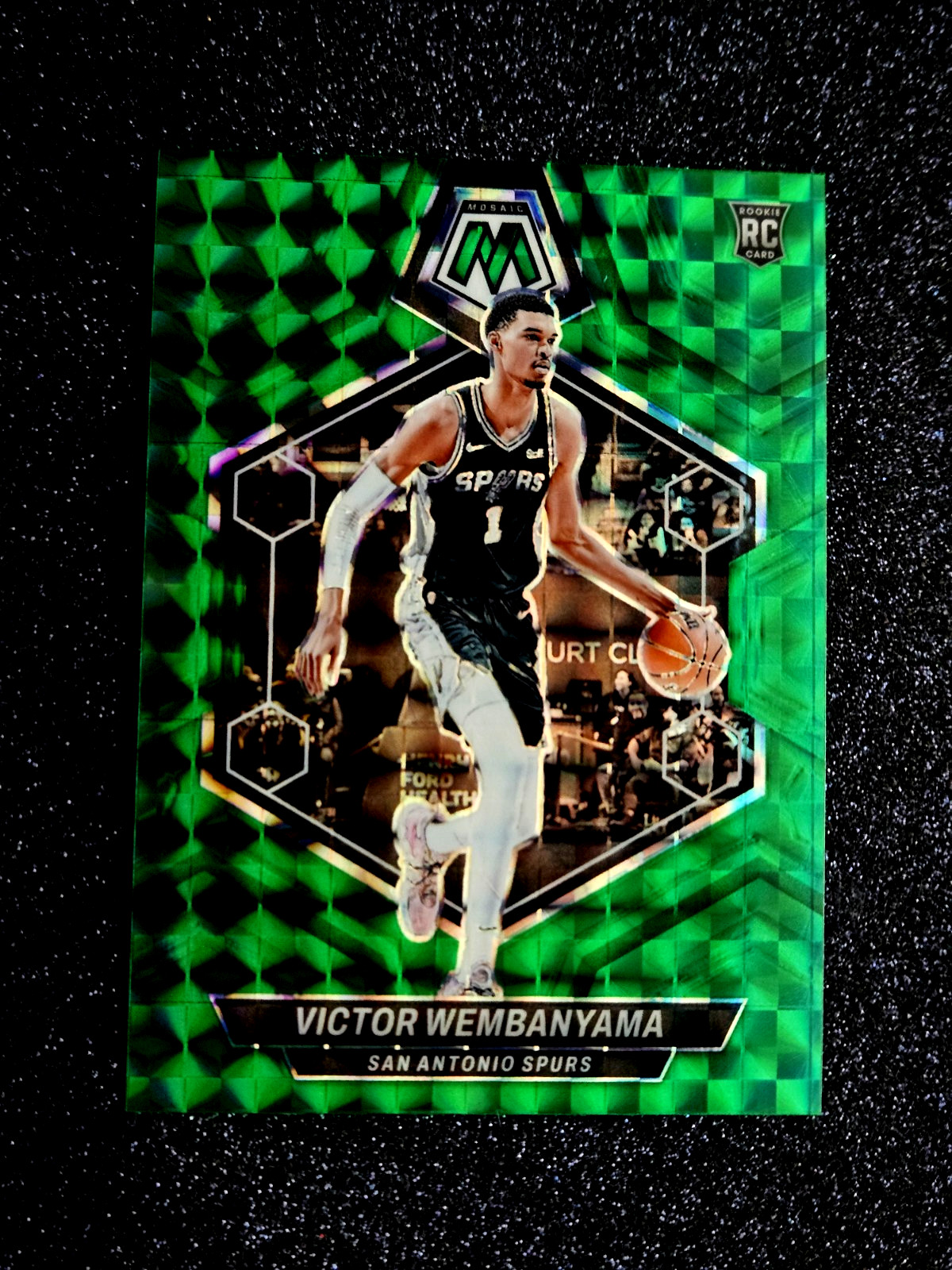 2023-24 Panini Mosaic Prizm RC Victor Wembanyama Green Mosaic Rookie MINT #238 view 7