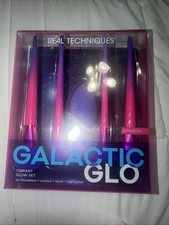 Real Techniques Galactic Glo Vibrant Glow 5 Piece Set Brushes + Sponge Blender