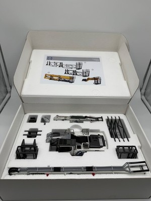 Liebherr R960 Zöchling Abbruchbagger Modell 1:50 Conrad Bagger Demolition