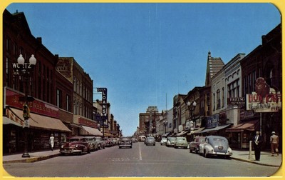 Fond du Lac, Wis., Main Street, Looking North from 1st Street-1950's view