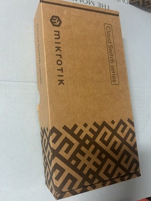 Mikrotik CRS305-1G-4S+IN Cloud Router Switch 4xSFP+ 1x GLAN PoE-In RouterOS L5