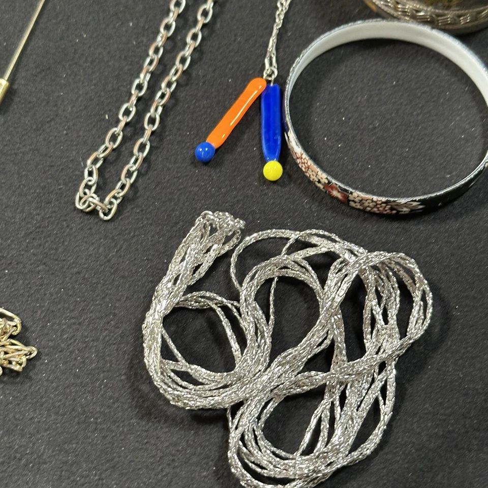 130 tlg.Konvolut Modeschmuck vintage antik Anhänger Ringe, Ketten,armbänder Ohrr - Bild 2 von 4