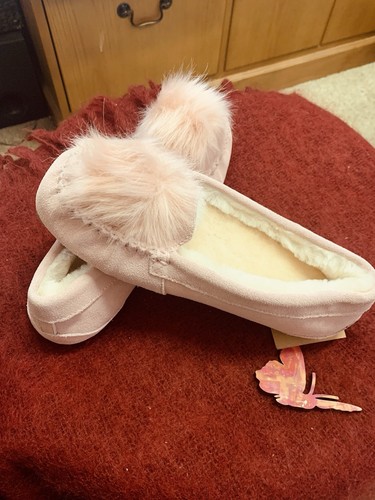 Bearpaw Erika Slippers Women's 7M Pink Pom-pom A74